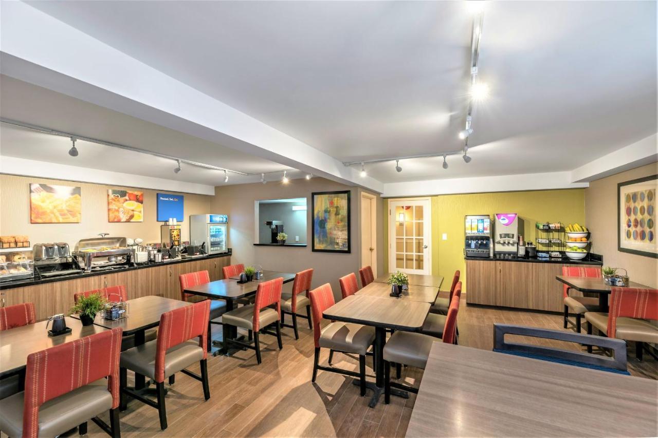 קנורה Comfort Inn מראה חיצוני תמונה