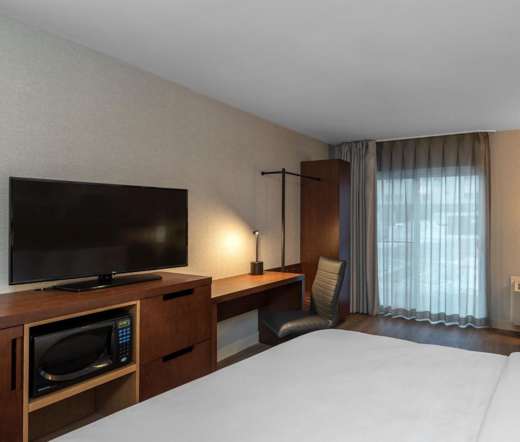 קנורה Comfort Inn מראה חיצוני תמונה