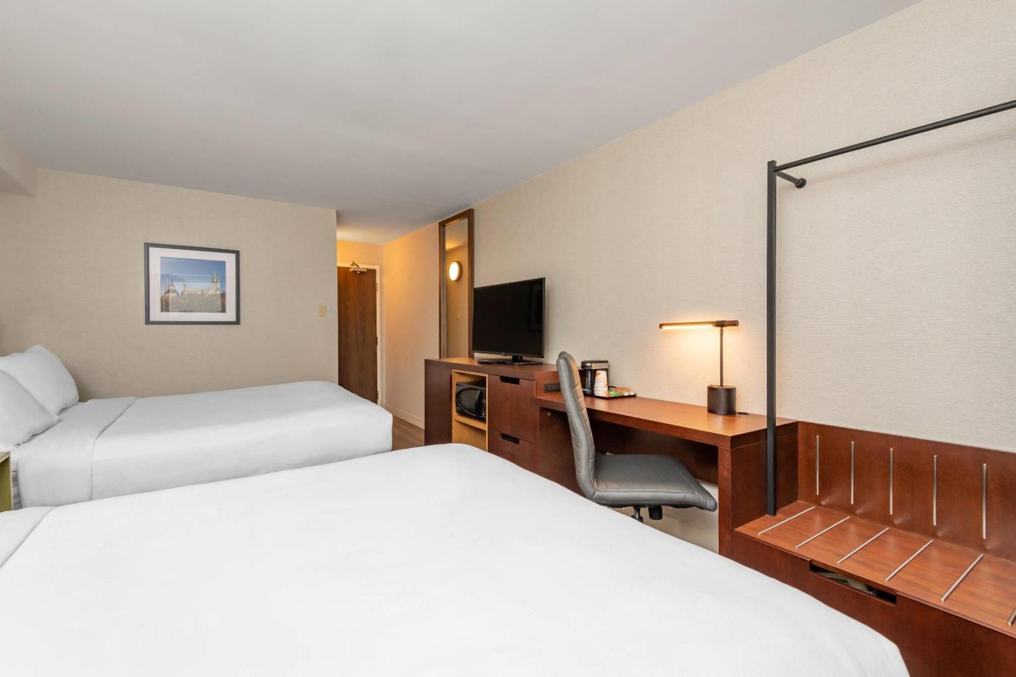 קנורה Comfort Inn מראה חיצוני תמונה